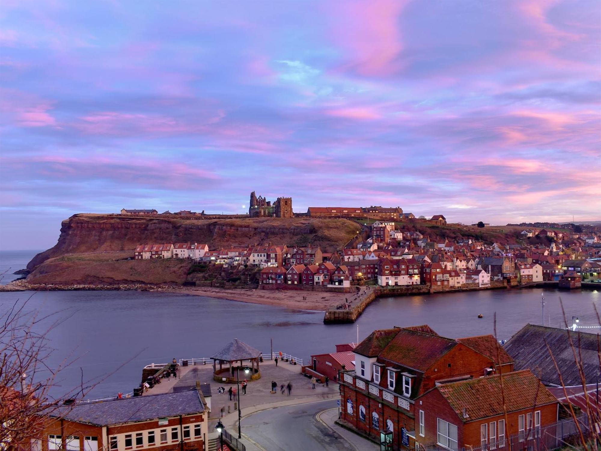 Snugg * Whitby